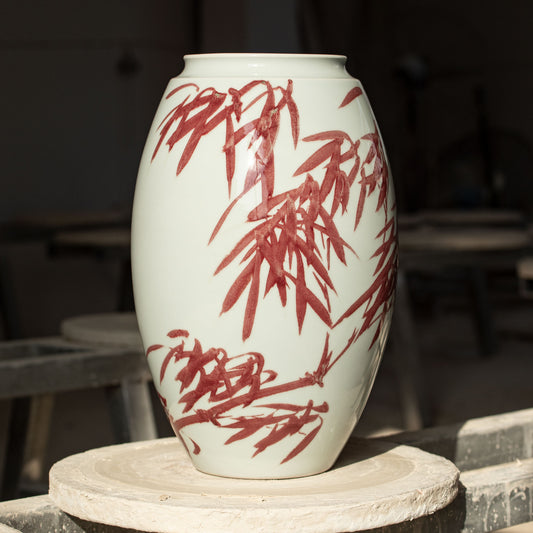 Red-Emerald Vase